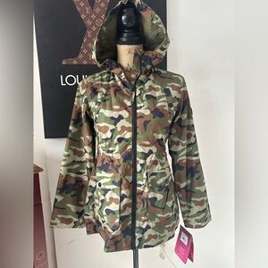 🆕Hawke & Co. Outfitter Girls Camo Hooded Windbreaker